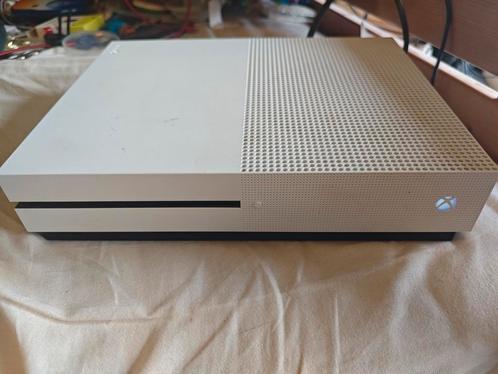 Xbox one S met accessoires, Spelcomputers en Games, Spelcomputers | Xbox One, Gebruikt, Xbox One, 500 GB, Met 1 controller, Ophalen of Verzenden