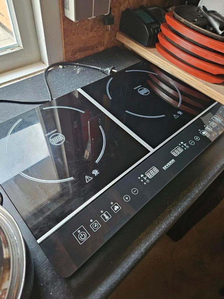 Severin DK1031 Dubbele Inductie Kookplaat, Witgoed en Apparatuur, Kookplaten, Zo goed als nieuw, Vrijstaand, Inductie, 3 kookzones of minder