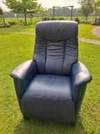 Relaxstoel (Electrisch), Huis en Inrichting, Fauteuils, Ophalen, Gebruikt, Leer, 50 tot 75 cm