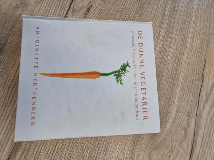 De Dunne Vegetariër - Antoinette Hertsenberg, Boeken, Kookboeken, Ophalen of Verzenden