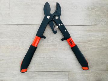 Black+Decker Snoeischaar takkenschaat beschikbaar voor biedingen
