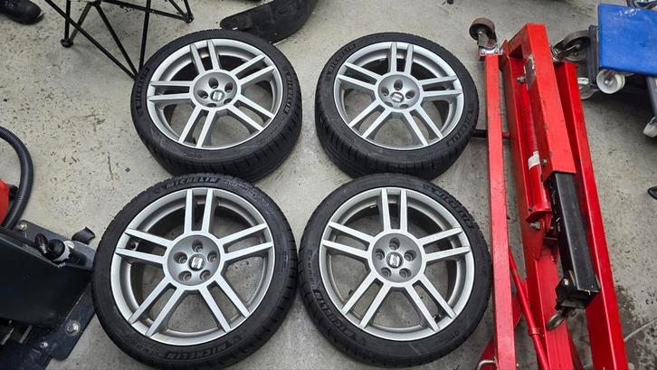 Seat Leon 1M Cupra R velgen, Auto-onderdelen, Banden en Velgen, Banden en Velgen, Zomerbanden, 18 inch, 225 mm, Ophalen