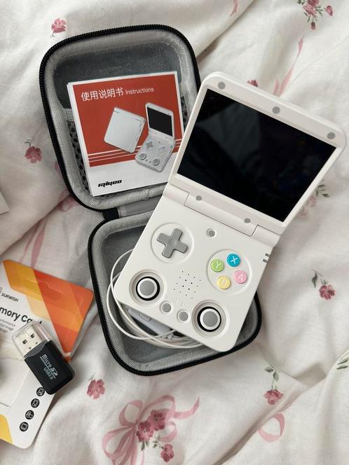 Miyoo Flip V2 Retro Gameconsole - Nieuw!, Spelcomputers en Games, Spelcomputers | Overige, Nieuw, Ophalen of Verzenden