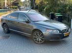 Volvo S80 4.4 V8 AWD Geartronic NAP origineel NL, Auto's, Volvo, 8 cilinders, 2000 kg, Origineel Nederlands, Vierwielaandrijving