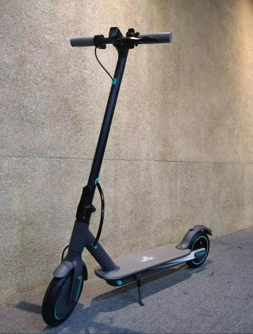 NIEUWE V8 elektrische Steps! 30km/u /20-30km / App, Fietsen en Brommers, Steps, Nieuw, Elektrische step (E-scooter), Ophalen of Verzenden