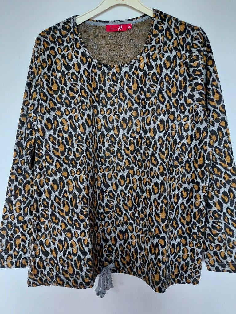 Zo goed als nieuwe sweater trui Maat L., Kleding | Dames, Bruin, Ophalen of Verzenden, Zo goed als nieuw, Maat 42/44 (L)