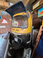 Halve TukTuk voorzijde is TukTuk achterzijde wijnrek/kast, Ophalen, Gebruikt
