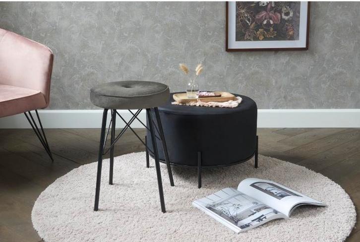 Nieuw in de verpakking, industriële kruk met velvet zitting, Huis en Inrichting, Krukjes, Nieuw, IJzer, Ophalen