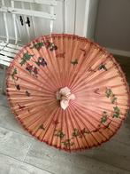 Oude Chinese papieren parasol sleets VB oud roze, Antiek en Kunst, Curiosa en Brocante, Ophalen of Verzenden