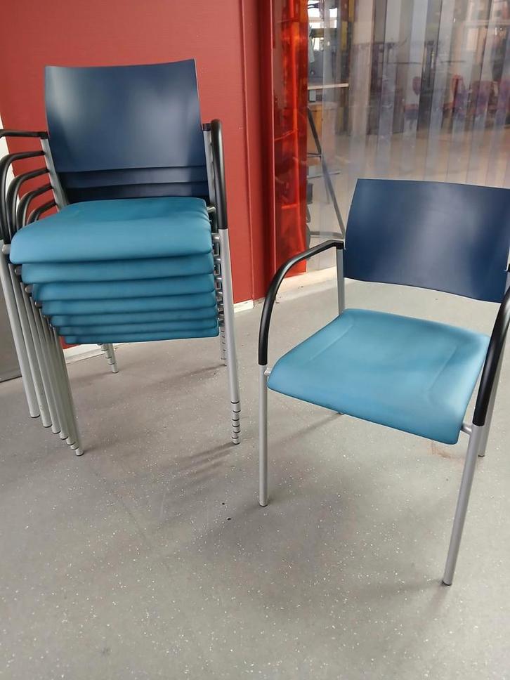 Van der Sluis stoel stoelen, Huis en Inrichting, Stoelen, Gebruikt, Eén, Metaal, Blauw, Ophalen