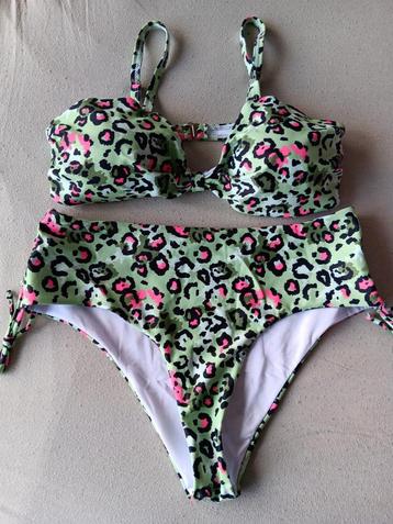 nieuwe bikini maat XXL beschikbaar voor biedingen