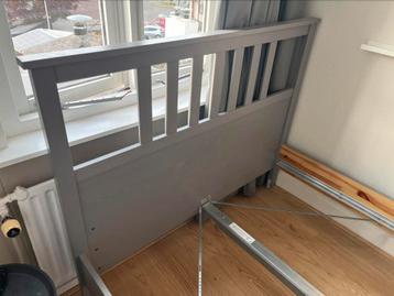 IKEA Hemnes bedframe 140x200cm (excl. lattenbodem, matras) - afbeelding 8