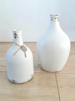 2 Riverdale vazen
Leuke decoratieve vazen
Gaaf!, Overige kleuren, Ophalen of Verzenden, Minder dan 50 cm, Glas