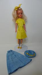 Sindy pop met prachtig outfit Hard hoofd, Verzamelen, Poppen, Verzenden, Gebruikt, Pop
