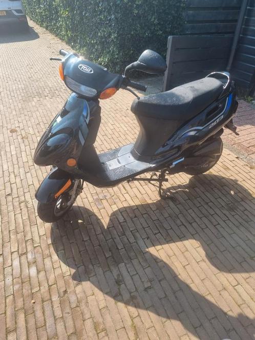 Tgb netjes, Fietsen en Brommers, Snorfietsen en Snorscooters, Zo goed als nieuw, Overige merken, Elektrisch, Ophalen