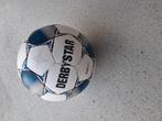 Derbystar voetbalbal in goede staat., Sport en Fitness, Voetbal, Ophalen, Zo goed als nieuw, Bal