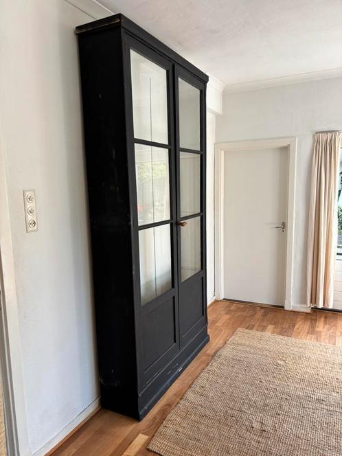 Unieke oude vitrinekast / schoolkast zeer hoog, Huis en Inrichting, Kasten | Vitrinekasten, Gebruikt, 200 cm of meer, 100 tot 150 cm