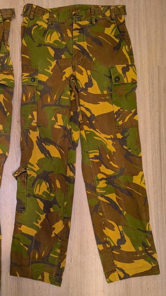 Defensie Legerbroek / Gevechtsbroek / Veldbroek. 7585/7080, Kleding | Heren, Overige Herenkleding, Zo goed als nieuw, Ophalen of Verzenden