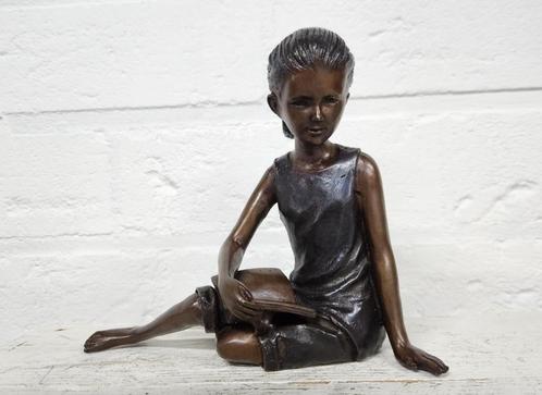 Bronzen beeld/ LEZEND MEISJE, Antiek en Kunst, Kunst | Beelden en Houtsnijwerken, Ophalen of Verzenden