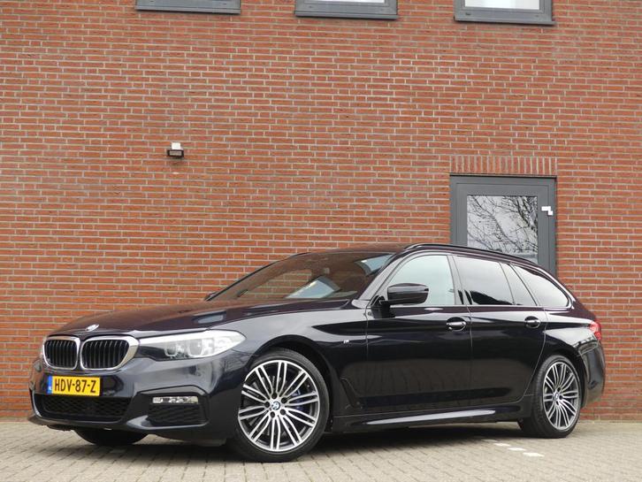 BMW 5 Serie Touring 530i M-Sport / Carbon zwart / Dealer ond, Auto's, BMW, Bedrijf, Te koop, 5-Serie, ABS, Achteruitrijcamera