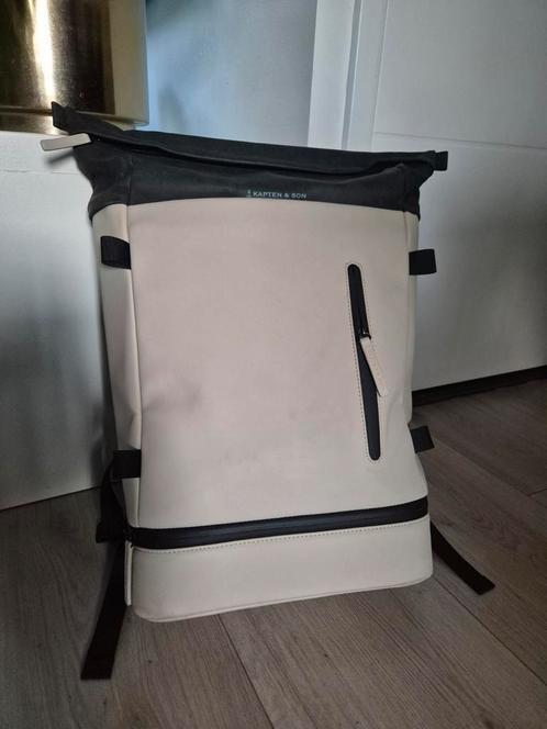 Rugzak Kapton & Son cream black, Sieraden, Tassen en Uiterlijk, Tassen | Rugtassen, Zo goed als nieuw, Overige merken, 25 tot 40 cm