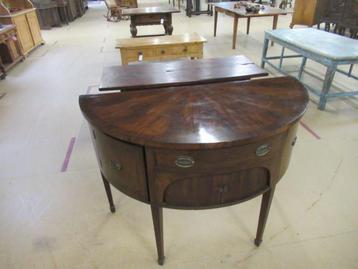 Oer 11136 ANTIEKE mahonie Engelse halfronde wandtafel beschikbaar voor biedingen