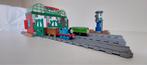 Thomas de trein take-n-play station inclusief treinen, Kinderen en Baby's, Speelgoed | Duplo en Lego, Ophalen of Verzenden, Zo goed als nieuw