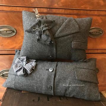 Engelse SET Tweedjasje kussens beschikbaar voor biedingen