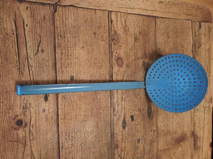 GROTE vintage blauwe schuimspaan emaille!!, Antiek en Kunst, Curiosa en Brocante, Ophalen of Verzenden