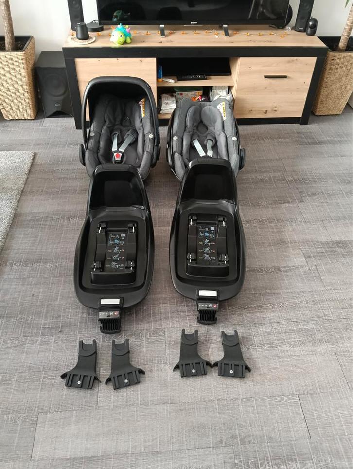 Maxi-Cosi set met Isofix-basis – €70 per stuk / €140 voor al, Kinderen en Baby's, Babyfoons, Zo goed als nieuw, 250 meter of meer