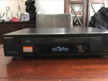 Sony video recorder in goede staat beschikbaar voor biedingen