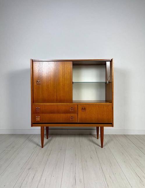 Vintage Deense Teakhout Dressoir Sideboard Showcase Jaren 60, Huis en Inrichting, Kasten | Dressoirs, Zo goed als nieuw, 100 tot 150 cm