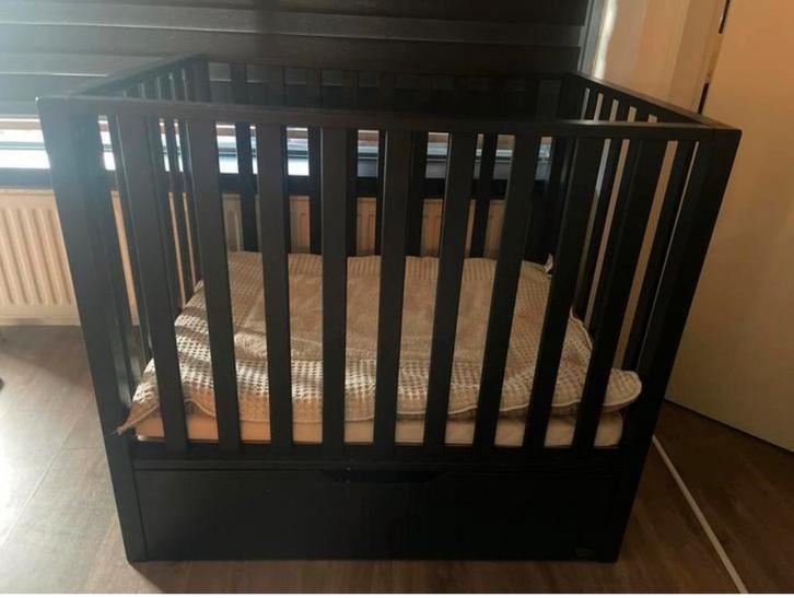 Box TWF met matras en boxkleed Koekka, Kinderen en Baby's, Boxen, Zo goed als nieuw, Rechthoekig, In hoogte verstelbaar, Boxkleed