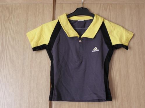 Origineel grijs zwart geel sport shirt ADIDAS mt 140 zgan, Kinderen en Baby's, Kinderkleding | Maat 140, Gebruikt, Jongen, Sport- of Zwemkleding