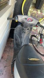 Vivacity niet lopend, Ophalen, Zo goed als nieuw, Tweetakt, Vivacity