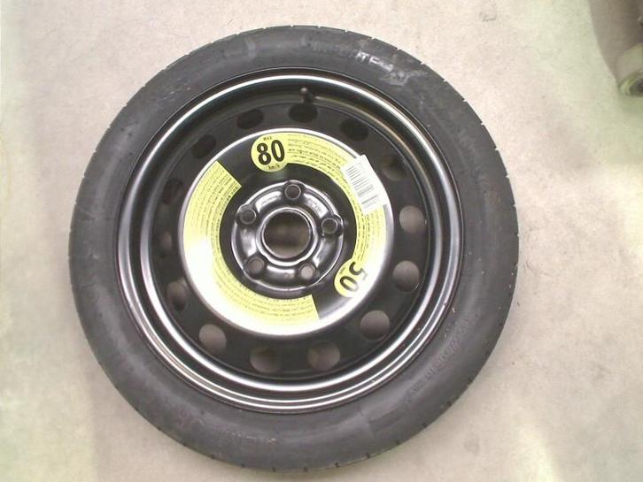 RESERVEWIEL Volkswagen Golf VI (5K1) (125-70-R16), Auto-onderdelen, Banden en Velgen, Velg(en), Personenwagen, Gebruikt