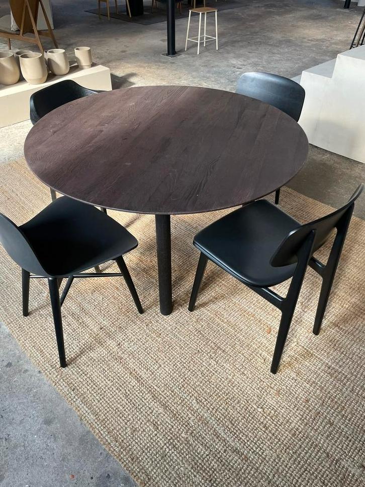 Eettafel rond 120cm gebrand eikenhout, Huis en Inrichting, Tafels | Eettafels, Zo goed als nieuw, 100 tot 150 cm, 100 tot 150 cm