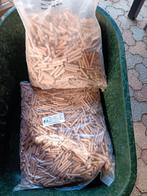 Hout deuvels., Ophalen, Materiaal