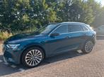 Audi e-tron 50 Quattro 313pk Blauw, trekhaak + nieuwe banden, Auto's, Audi, Automaat, 1800 kg, Zwart, Blauw