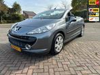 Peugeot 207 CC 1.6 VTi, Auto's, Voorwielaandrijving, 65 €/maand, Gebruikt, Zwart