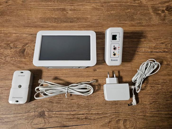 Toon slimme thermostaat met verbruiksmeter *compleet*, Doe-het-zelf en Verbouw, Thermostaten, Zo goed als nieuw, Slimme thermostaat