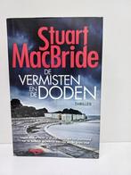Stuart MacBride - De vermisten en de doden, Ophalen of Verzenden, Zo goed als nieuw, Nederland