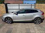 Volvo V40 Cross Country 1.5 T3 Momentum / {Pano & Camera), Auto's, Zwart, 152 pk, Hatchback, Kunstmatig leder