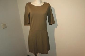 Filippa K mooie basis jurk iets uitlopende rok maat XL beschikbaar voor biedingen