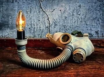 Unieke handgemaakte GP5 gasmasker lampen uit de Sovjet-Unie. beschikbaar voor biedingen