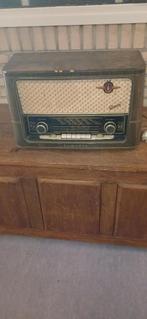 Graetz Comedia 4R/216 vintage buizenradio € 60,00, Antiek en Kunst, Antiek | Tv's en Audio, Ophalen