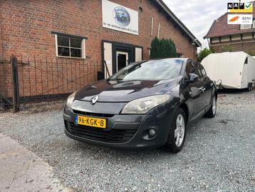 Renault Mégane 1.4 TCe Dynamique ( Navigatie + Climate cont beschikbaar voor biedingen