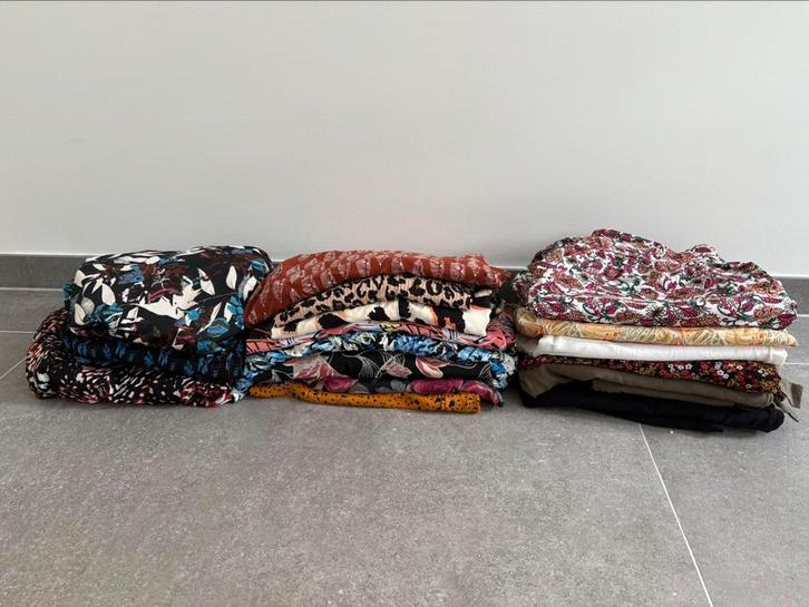 Diverse kleding, 23 stuks, in maten 44-46-48-50, Kleding | Dames, Grote Maten, Zo goed als nieuw, Jurk, Zwart, Ophalen of Verzenden