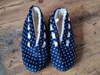Blauwe Spaanse sloffen met witte sterretjes - 30 / 31, Kinderen en Baby's, Kinderkleding | Schoenen en Sokken, Ophalen of Verzenden