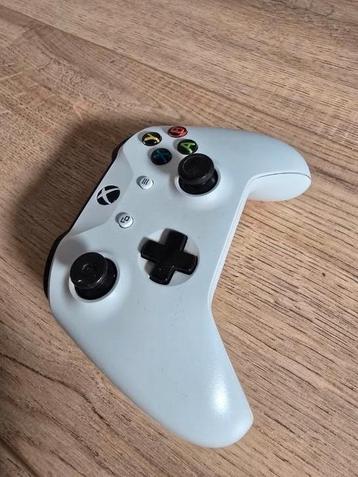 Xbox One controller, kleur wit beschikbaar voor biedingen
